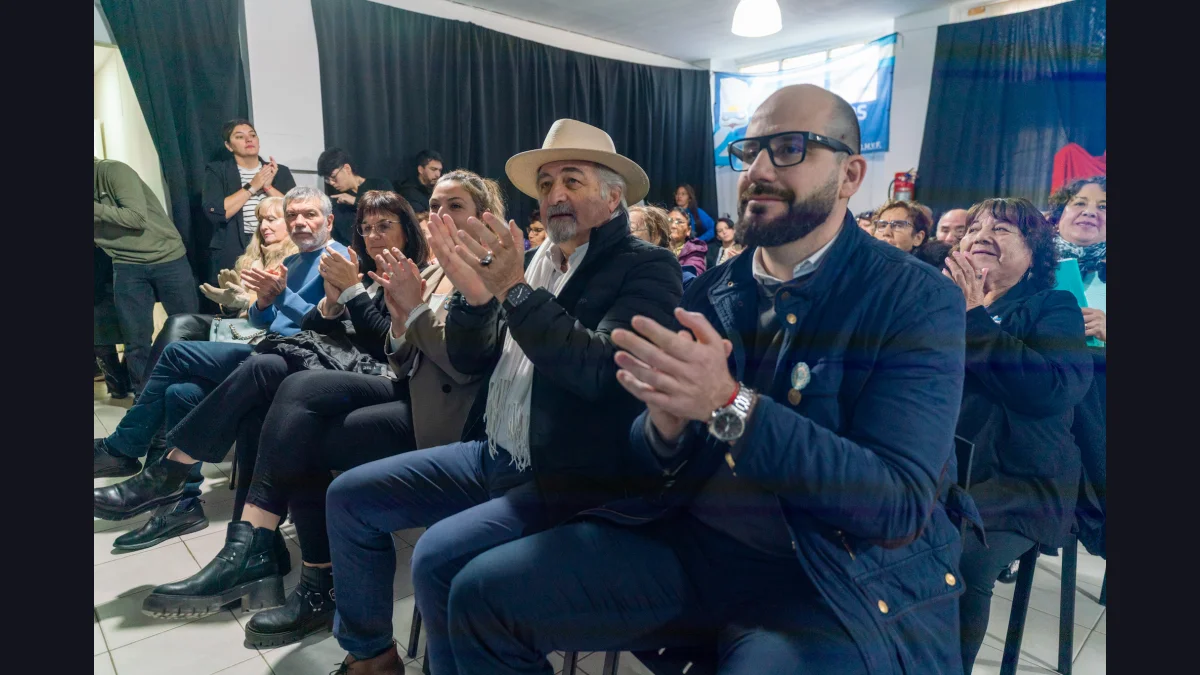 Othar encabezó el primer aniversario del Centro de Día de Adultos Mayores "Papa Francisco"
