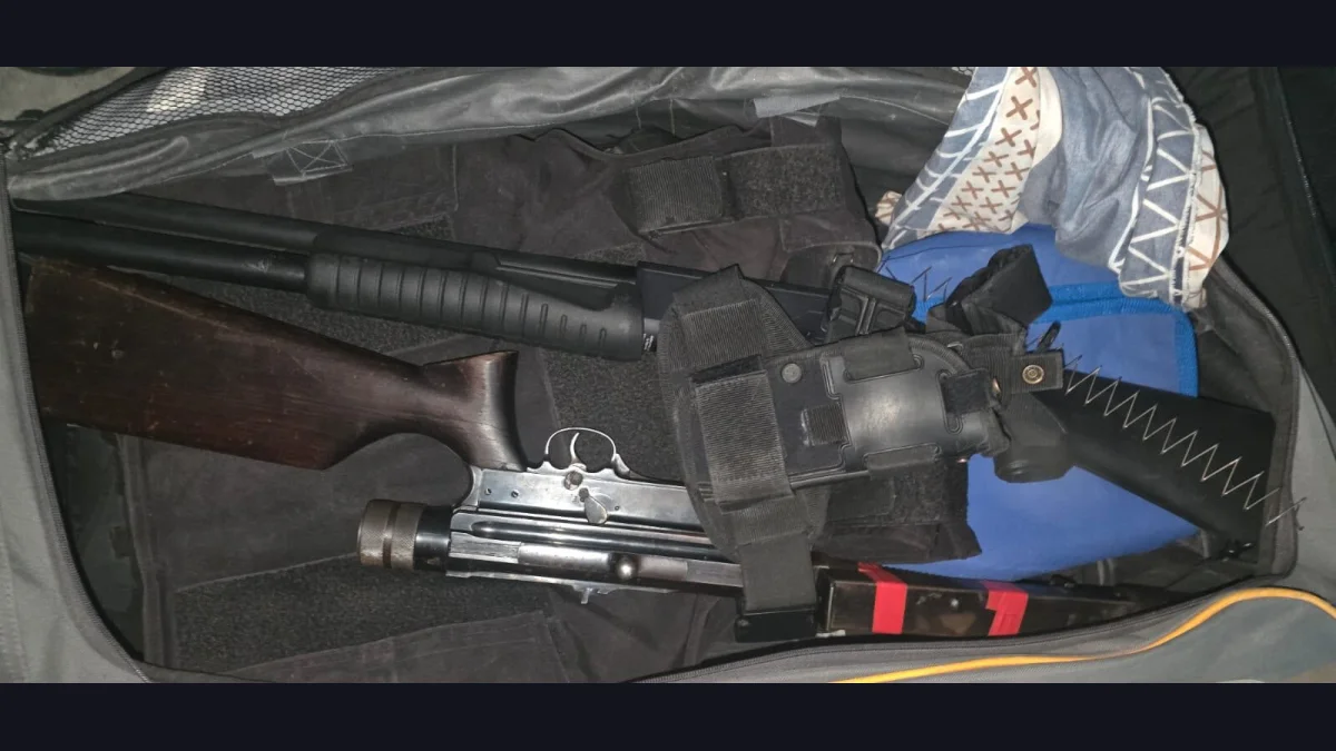 Nuevo avance en la investigación por el asalto en Ruta 3: la Policía del Chubut secuestró armas y chalecos antibalas
